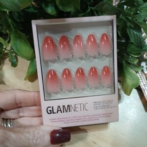 Glamnetic New Collection Color ~ Faded Feelings Pink 🩷